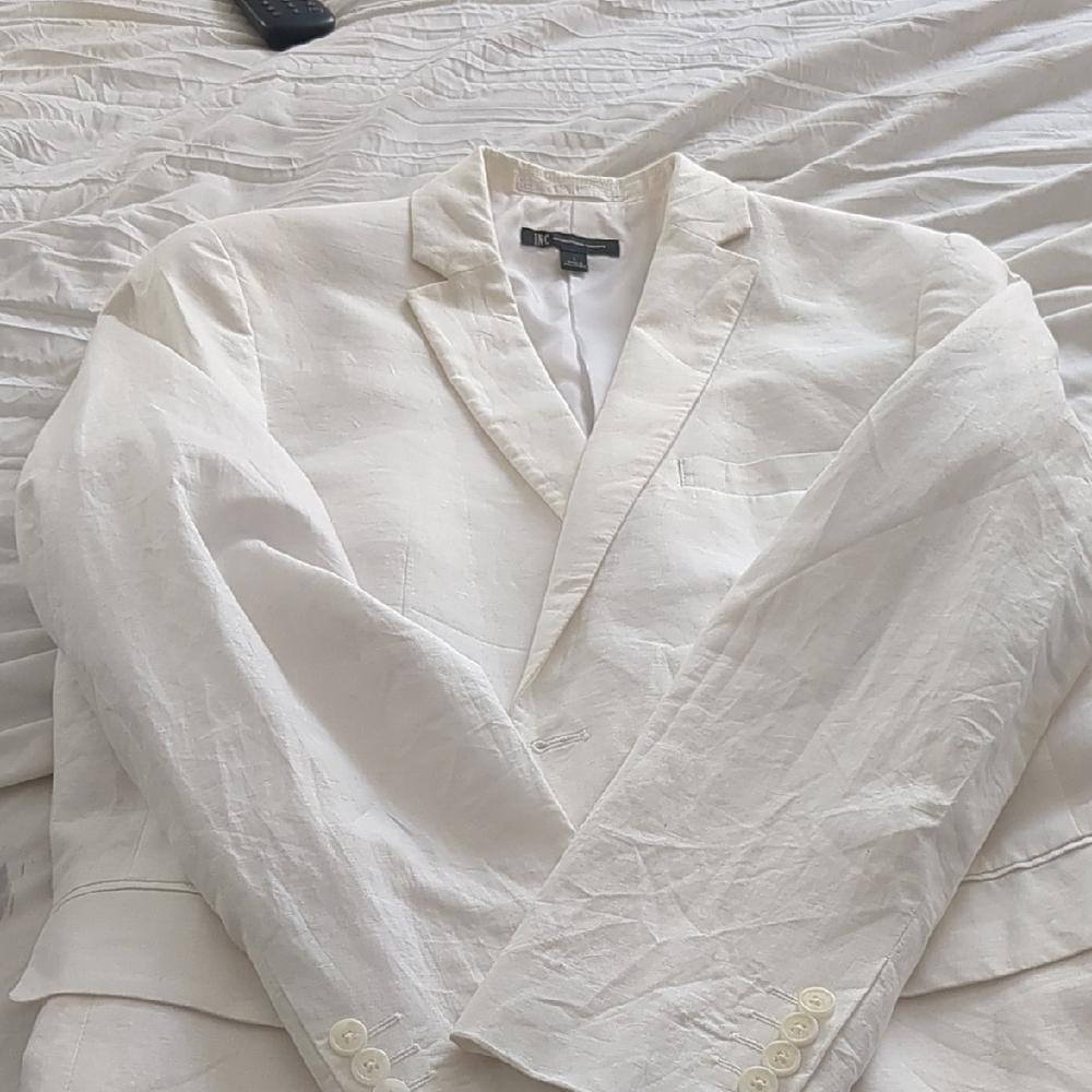 Elegant White Blazer